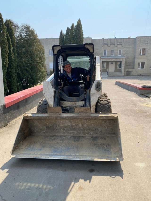 Будівельна компанія за власний кошт облаштовує приміщення для томографа у Боголюбах. ФОТО