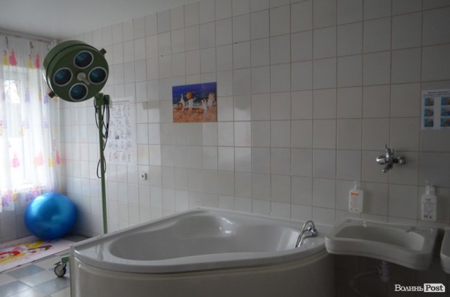 Наче знеболення у стоматолога: вагітні у Луцьку можуть народжувати без болю