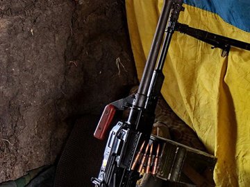 Окупанти тричі порушили «тишу», загинув український військовий
