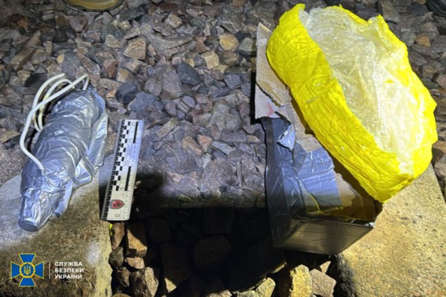 На Рівненщині чоловік на замовлення росії намагався підірвати колію перед вантажним потягом