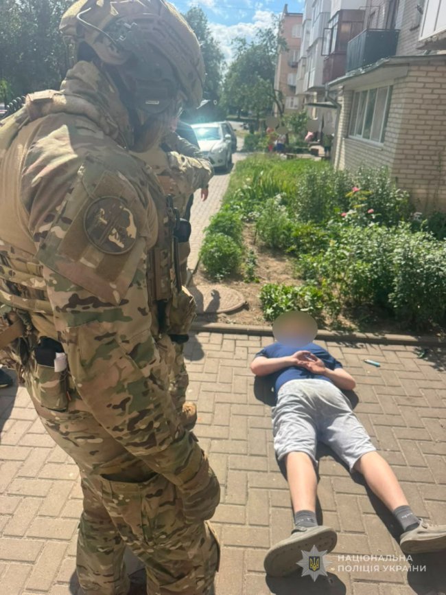 Двоє 19-річних жителів Рівненщини на замовлення Росії підпалили суд та відділення банку у Луцьку