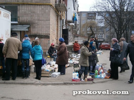 У Ковелі хочуть узаконити стихійний ринок. ФОТО