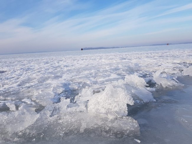 Відомий волинянин поділився світлинами чарівного зимового Світязю