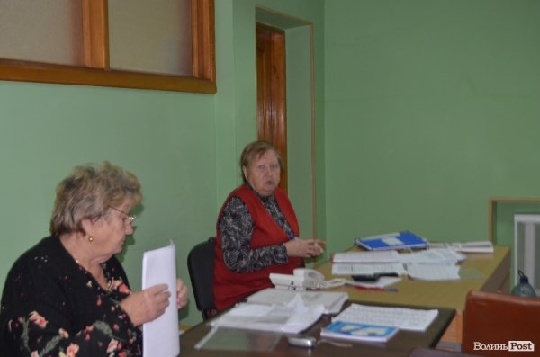 Луцька ТВК досі чекає дані протоколів з уточненнями. ФОТО