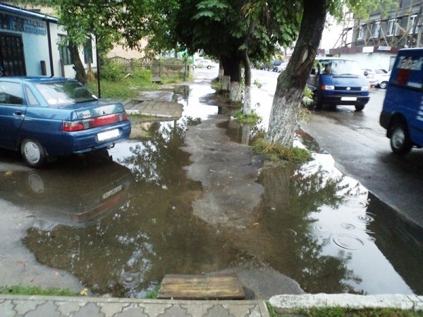 Як затоплювало райцентр на Волині. ФОТО. ВІДЕО