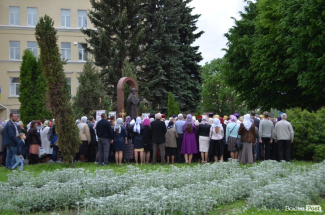 У Луцьку хресною ходою пройшли прихильники церкви Московського патріархату. ФОТО