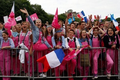 У Парижі марш противників геїв завершився масовими затриманнями. ФОТО. ВІДЕО