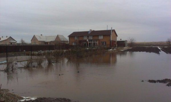 Через надмірну кількість опадів на Волині затопило село. ФОТО