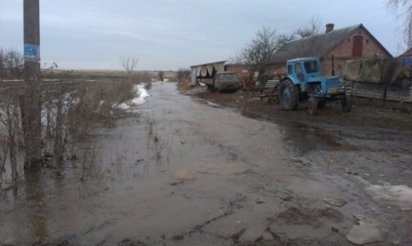 Через надмірну кількість опадів на Волині затопило село. ФОТО