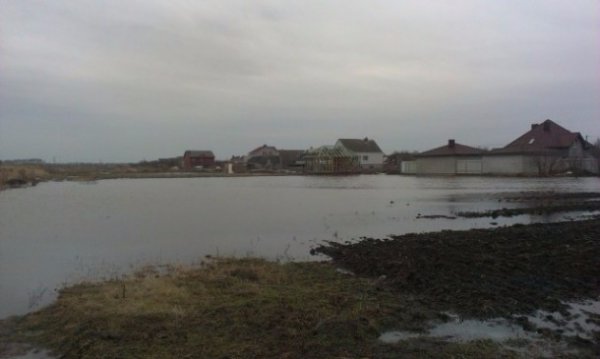 Через надмірну кількість опадів на Волині затопило село. ФОТО