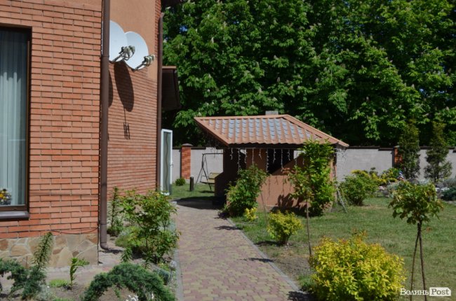 «Ми не могли повірити, що так буває». ЖІНКА З ЛУЦЬКА БЕЗОПЛАТНО ПРИХИСТИЛА ДЕКІЛЬКА СІМЕЙ ПЕРЕСЕЛЕНЦІВ