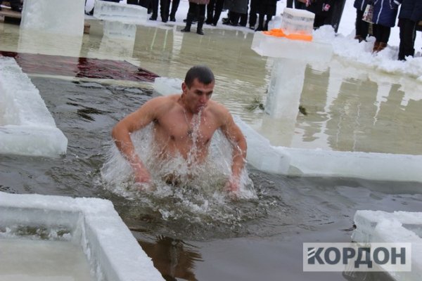 На Волині на Водохреще у крижану воду занурився 5-річний хлопчик