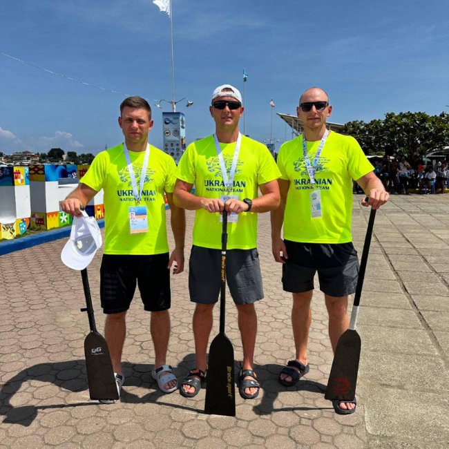Троє волинян у складі збірної стали чемпіонами світу з веслування на «Драконах»