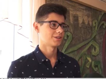 Двоє випускників луцької школи, які склали ЗНО з англійської на 200 балів, поділилися секретами успіху. ВІДЕО