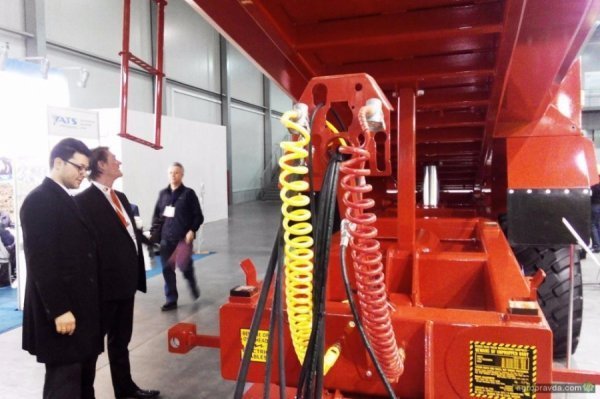 В Україні випускатимуть вітчизняний трейлер. ФОТО