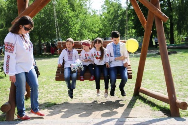 Гостей у вишиванках в Луцький зоопарк впускали безкоштовно. ФОТО