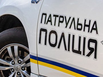 На Волині поліцейські затримали водія авто з чужим номерним знаком. ВІДЕО