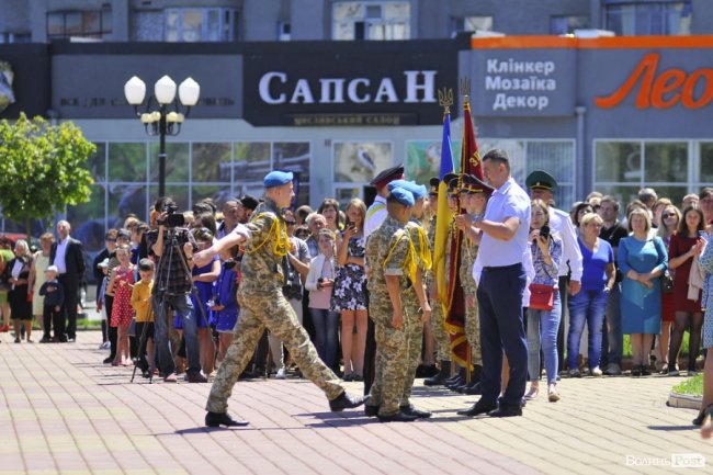 Фото випускного у військовому ліцеї в Луцьку