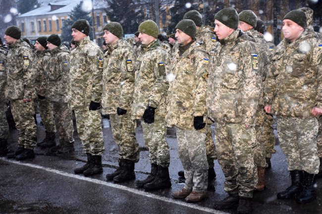 Бійцям 14-ої  бригади вручили нагороди. ФОТО