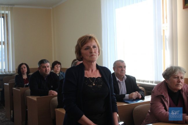 Мешканці нововолинської багатоповерхівки четвертий рік скаржаться на кафе-шашличну