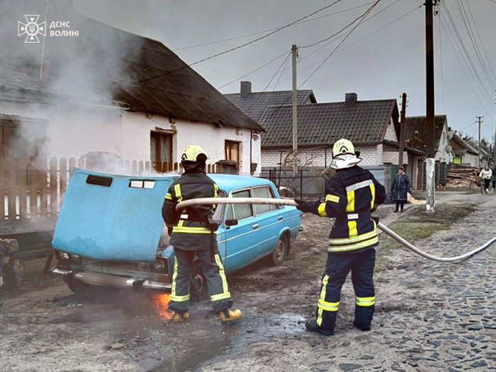 На Волині горів автомобіль