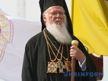 Вселенський патріарх пригрозив прокляттям митрополиту РПЦ