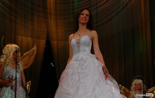 У Луцьку обрали найвродливішу студентку