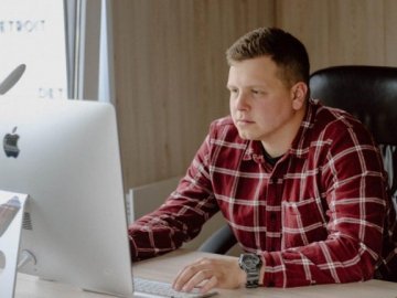 У Луцьку власник сервісу оренди авто планує запустити унікальний для України стартап