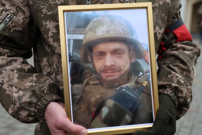 Луцьк попрощався з Героєм Сергієм Коровіцьким