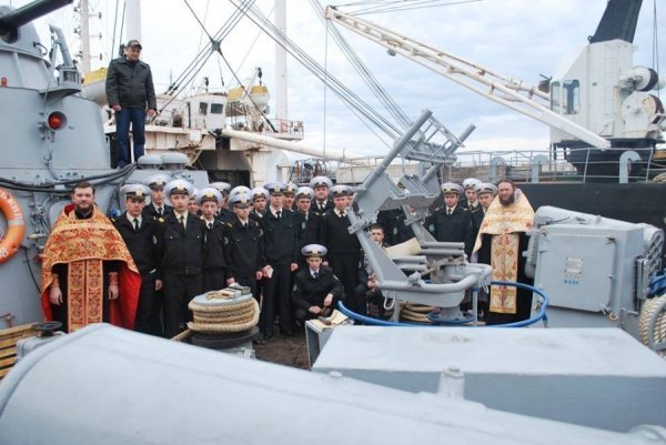 Священики з Волині на борту корвету «Луцьк». ФОТО