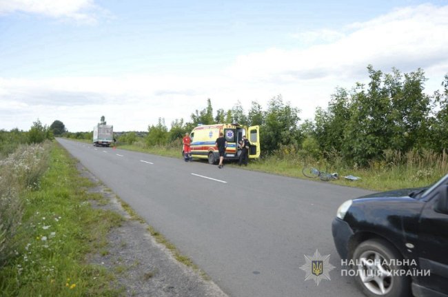 На Волині вантажівка збила велосипедистку