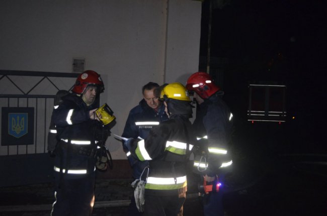 Пожежу у військовому госпіталі Луцька гасили технікою трьох міст. ФОТО. ВІДЕО