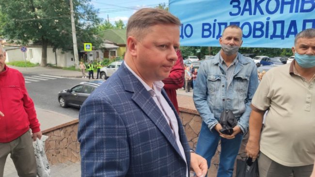 Працівники ДКП «Луцьктепло», яким 4 місяці не виплачують зарплату, вийшли на акцію протесту. ФОТО