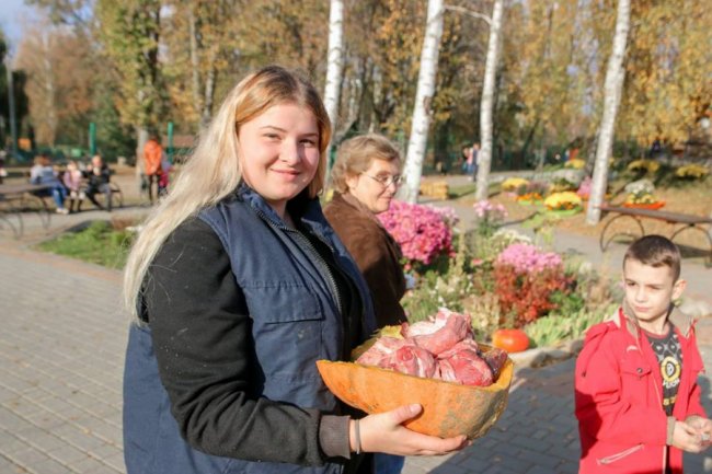 У Луцькому зоопарку відгуляли свято гарбуза: як це було. ФОТО