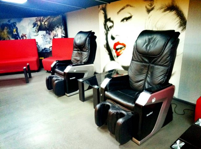 У «PremierCity» запрацювали крісла-масажери*