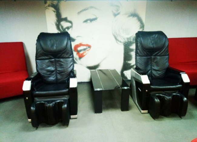 У «PremierCity» запрацювали крісла-масажери*