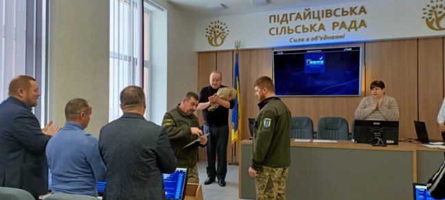 Поранений воїн із Волині отримав нагороду Міноборони