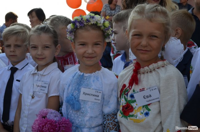 Під гаслом «Вперше»: луцька школа №27 відкрила свої двері. ФОТОРЕПОРТАЖ