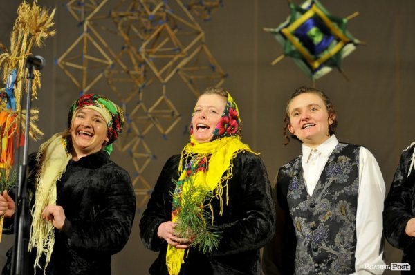 Фото з фестивалю вертепів у Луцьку