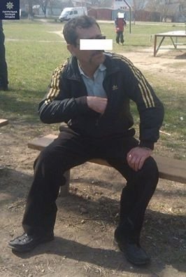 Луцькі патрульні спіймали крадія металу. ФОТО