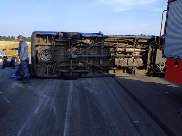 В Умані вантажівка протаранила автобус, дев’ять постраждалих. ФОТО