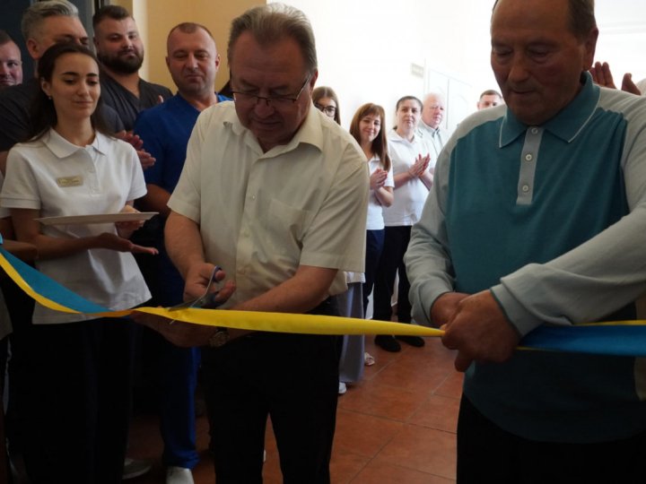 Світлі палати, сучасна вентиляція та безбар'єрність: у Луцьку відкрили оновлений центр ортопедії та травматології