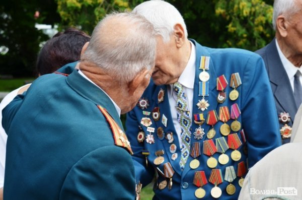 У Луцьку вшанували пам'ять героїв війни. ФОТО
