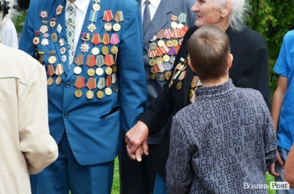 У Луцьку вшанували пам'ять героїв війни. ФОТО