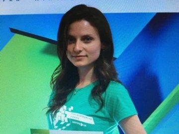 До останнього рятувала пацієнтів: подробиці смерті 26-річної лікарки під час пожежі у Запоріжжі 