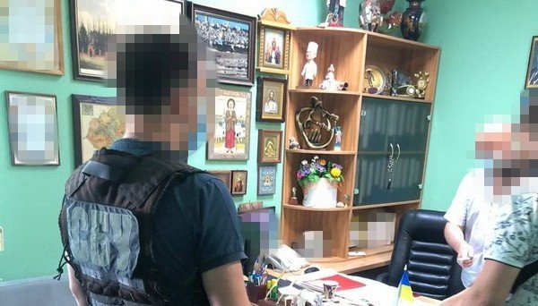 СБУ викрила оборудку, через яку сумська лікарня не отримала 18 апаратів ШВЛ