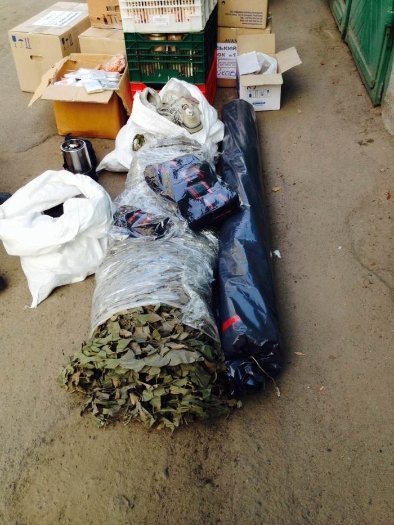 Волинські волонтери передали бійцям машину, їжу та одяг. ФОТО. ВІДЕО