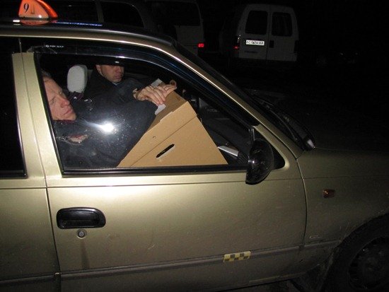 Вночі під стінами ОВК у Ковелі люди ледь не билися. ВІДЕО