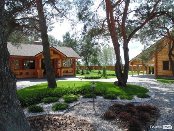 На Волині показали маєток, пов'язаний з Калетником та сином Януковича. ФОТО