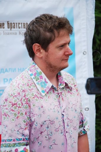 У Луцьку відомий телеведучий і кавеенщик пропагував тверезе життя. ФОТО